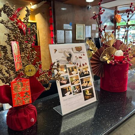 Hotel Deleeton Kota Kinabalu Zewnętrze zdjęcie