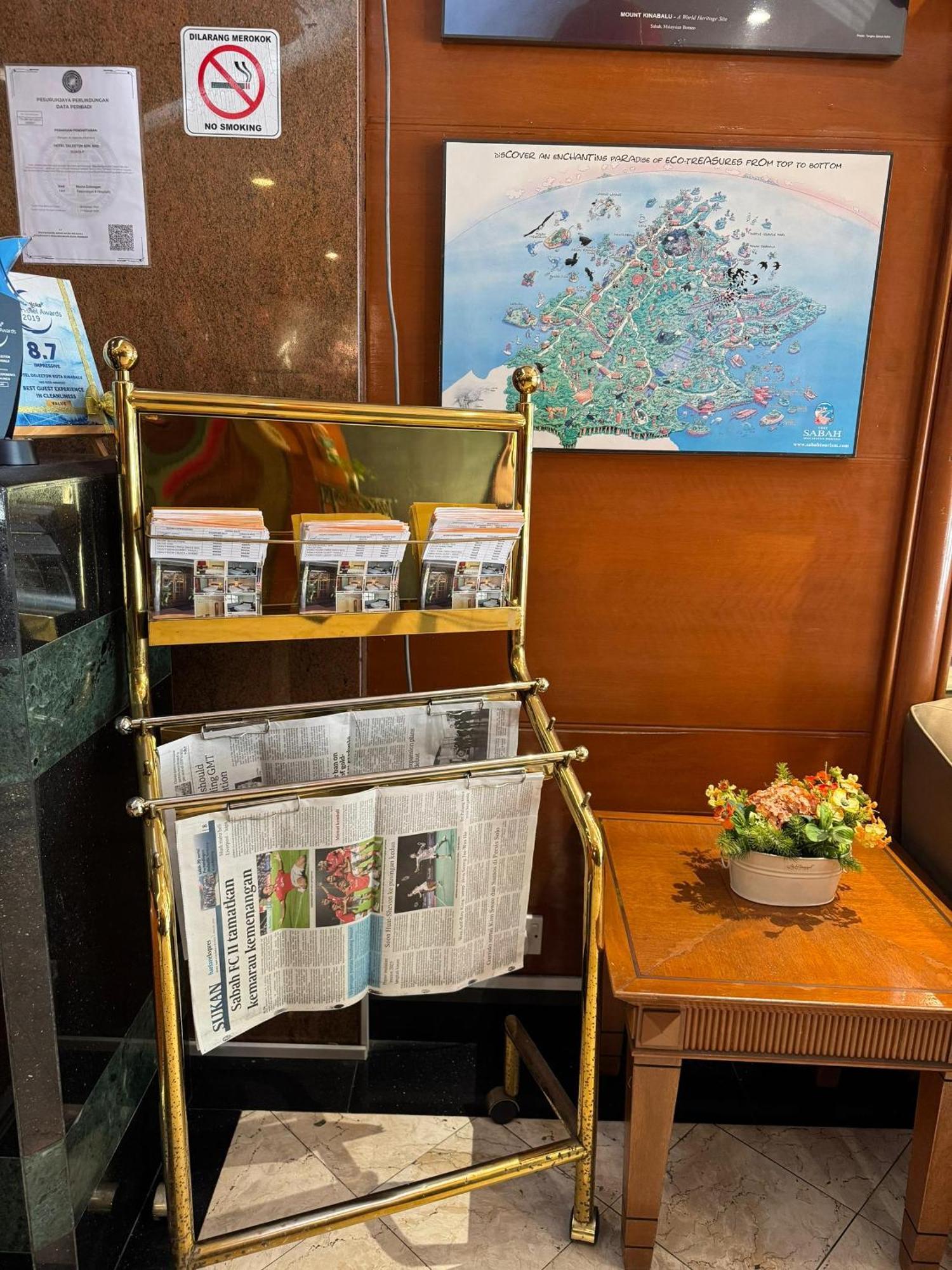Hotel Deleeton Kota Kinabalu Zewnętrze zdjęcie