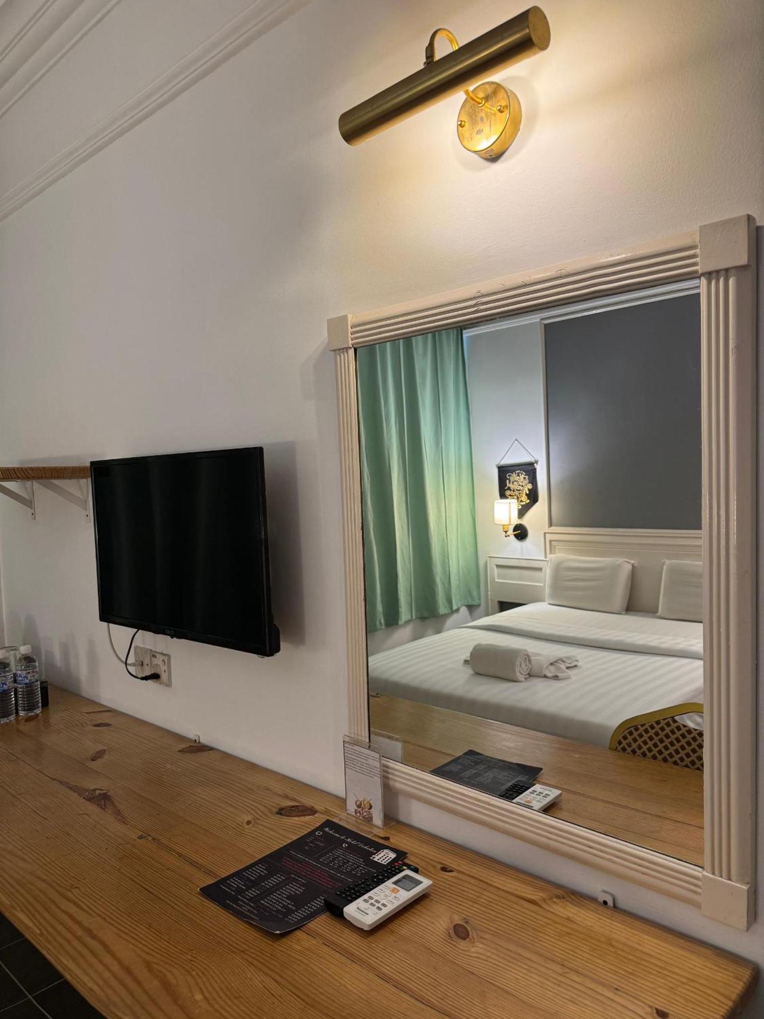 Hotel Deleeton Kota Kinabalu Zewnętrze zdjęcie