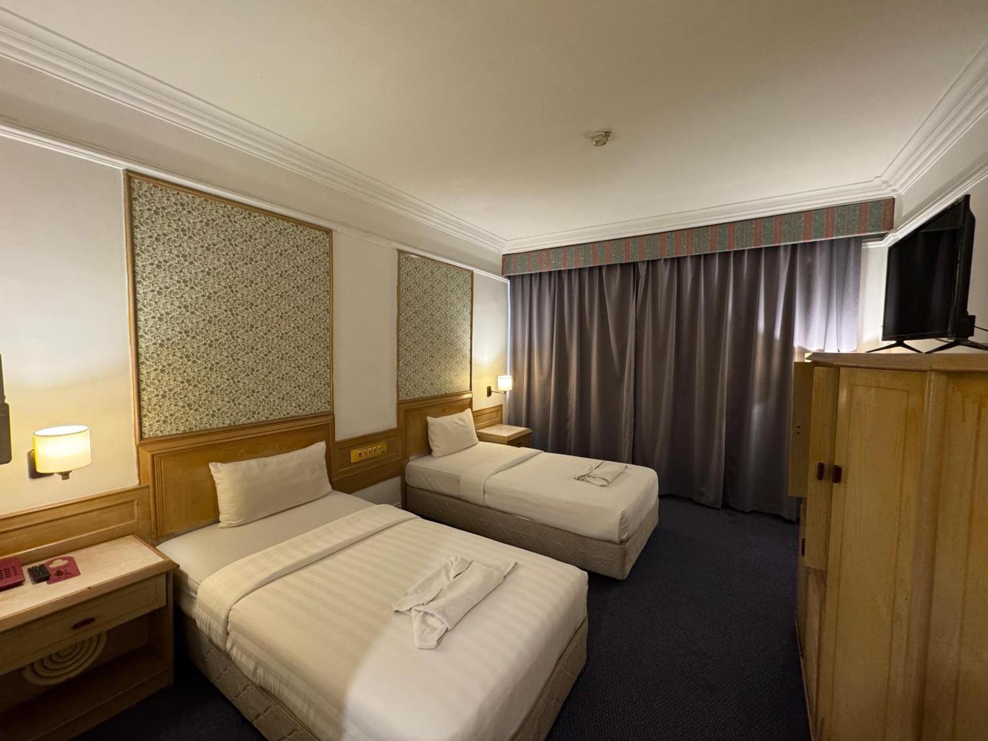 Hotel Deleeton Kota Kinabalu Zewnętrze zdjęcie