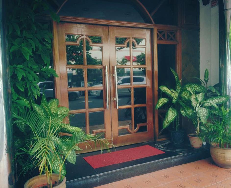 Hotel Deleeton Kota Kinabalu Zewnętrze zdjęcie