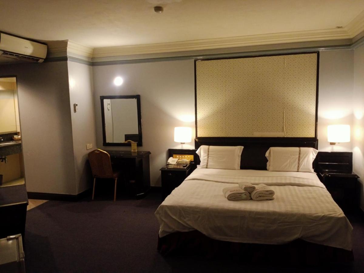 Hotel Deleeton Kota Kinabalu Zewnętrze zdjęcie